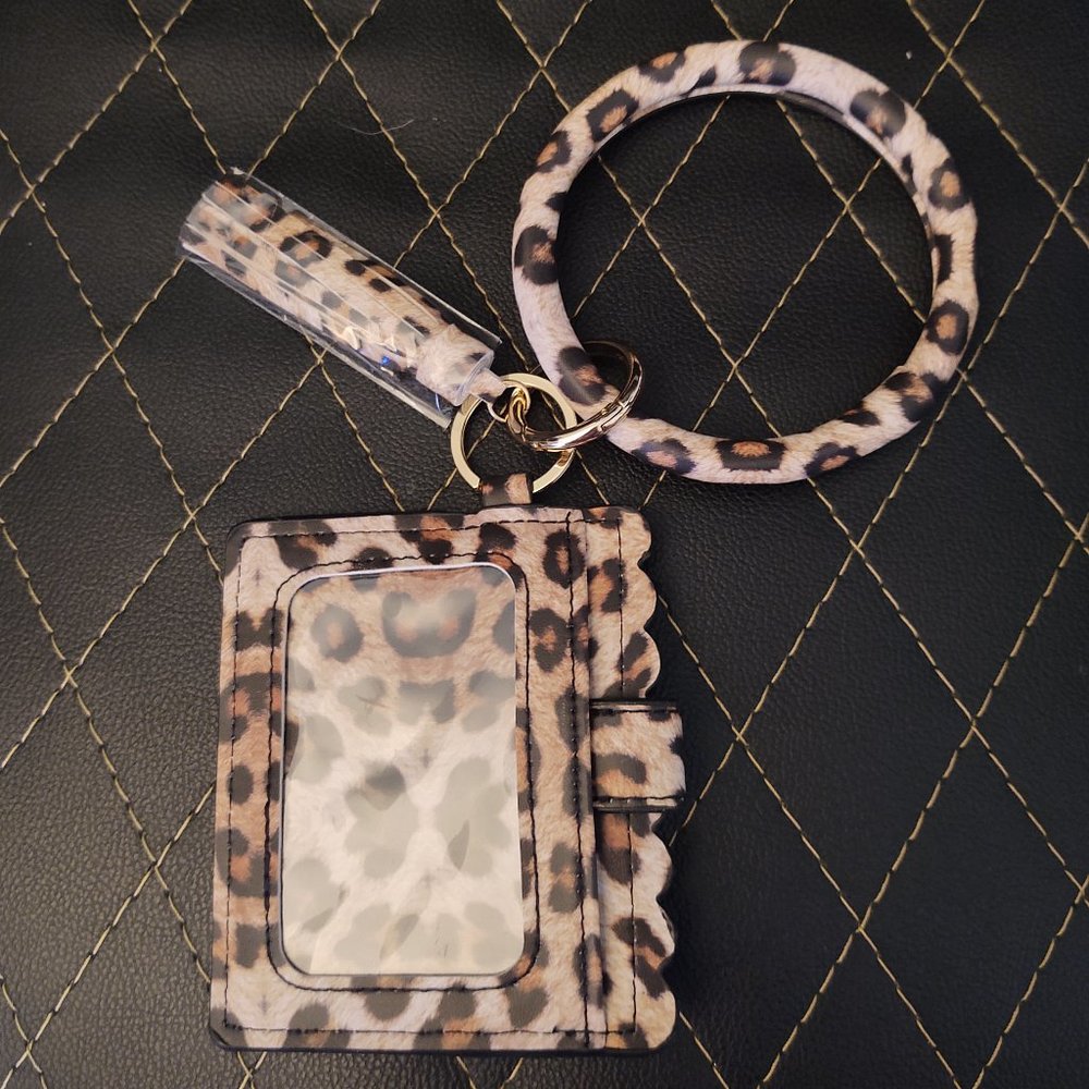 Leopard Print Bangle with Keyring and card holder
